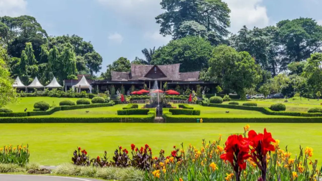 3 Wisata Dekat Stasiun Bogor yang Mudah Dijangkau